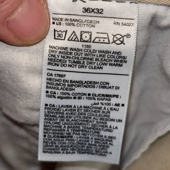 Old Navy Lived In Chino Pants - Picture 6 of 6